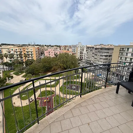 Argo 2 Apartment